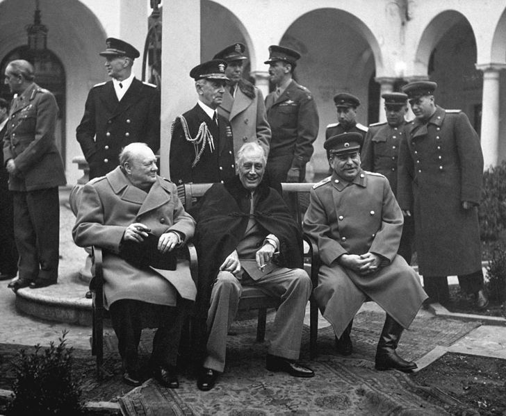728px-Yalta_Conference_(Churchill,_Roosevelt,_Stalin)_(BW)