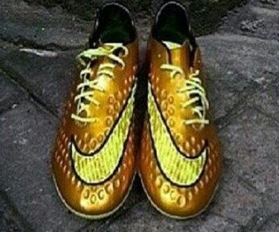 Neymar Gold 2014 Hypervenom Football Boot 3